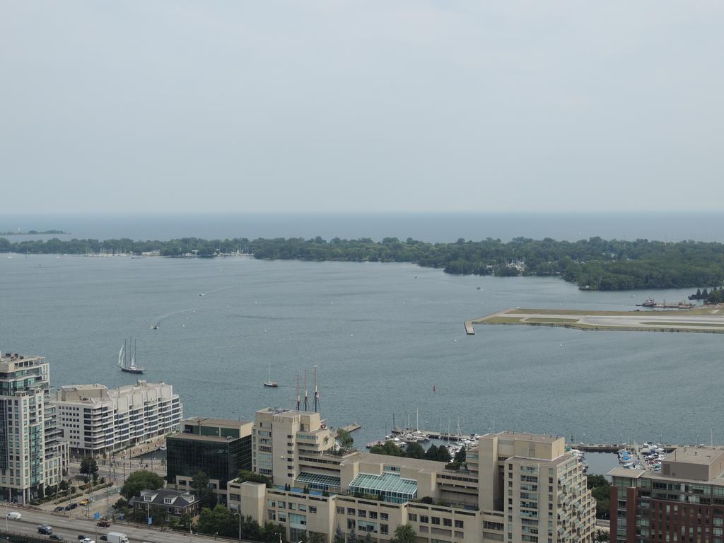 Tvhr - Luxury Condos In Heart Of Downtown Toronto Bagian luar foto