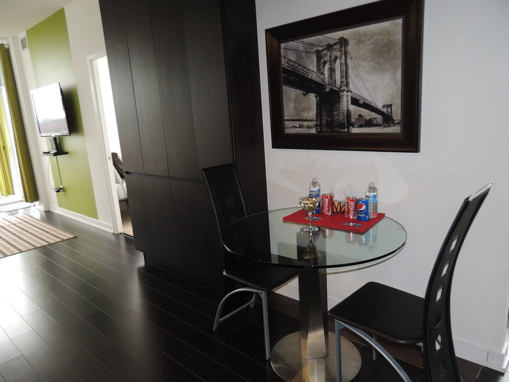 Tvhr - Luxury Condos In Heart Of Downtown Toronto Bagian luar foto