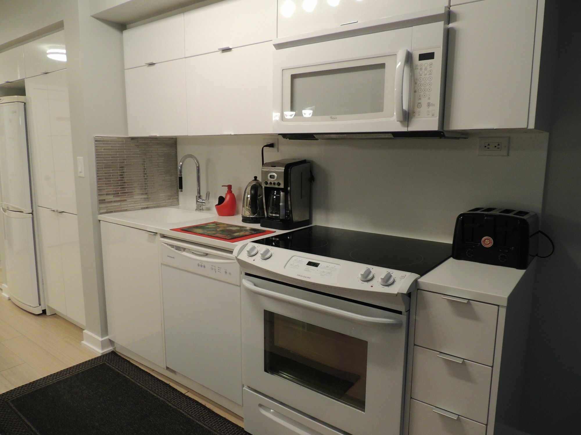 Tvhr - Luxury Condos In Heart Of Downtown Toronto Bagian luar foto