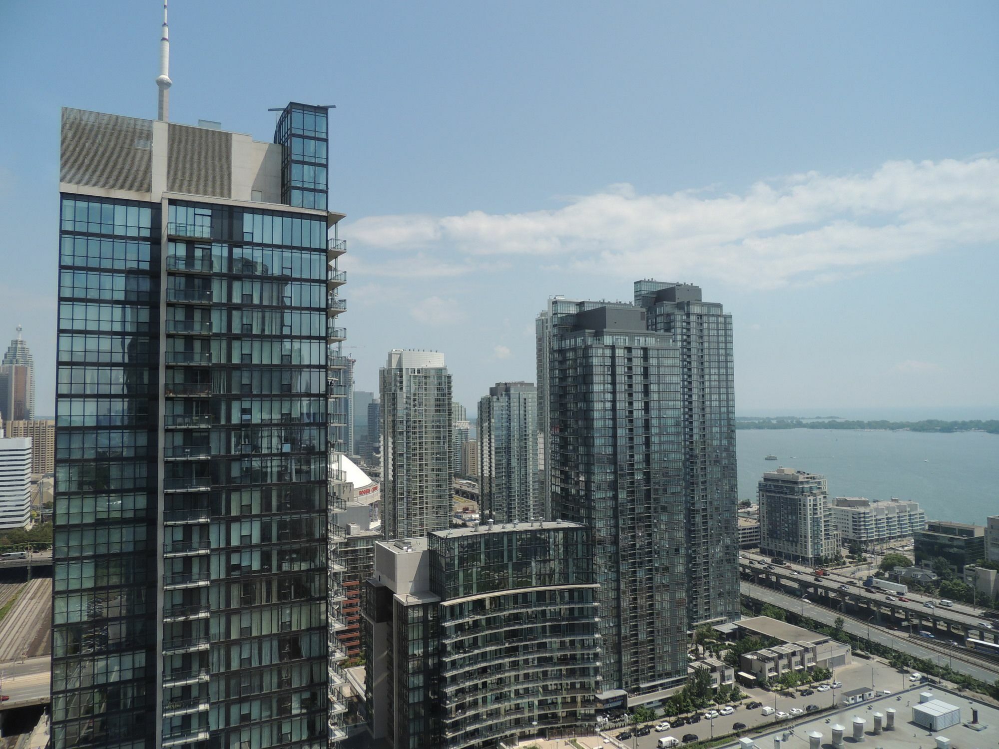 Tvhr - Luxury Condos In Heart Of Downtown Toronto Bagian luar foto