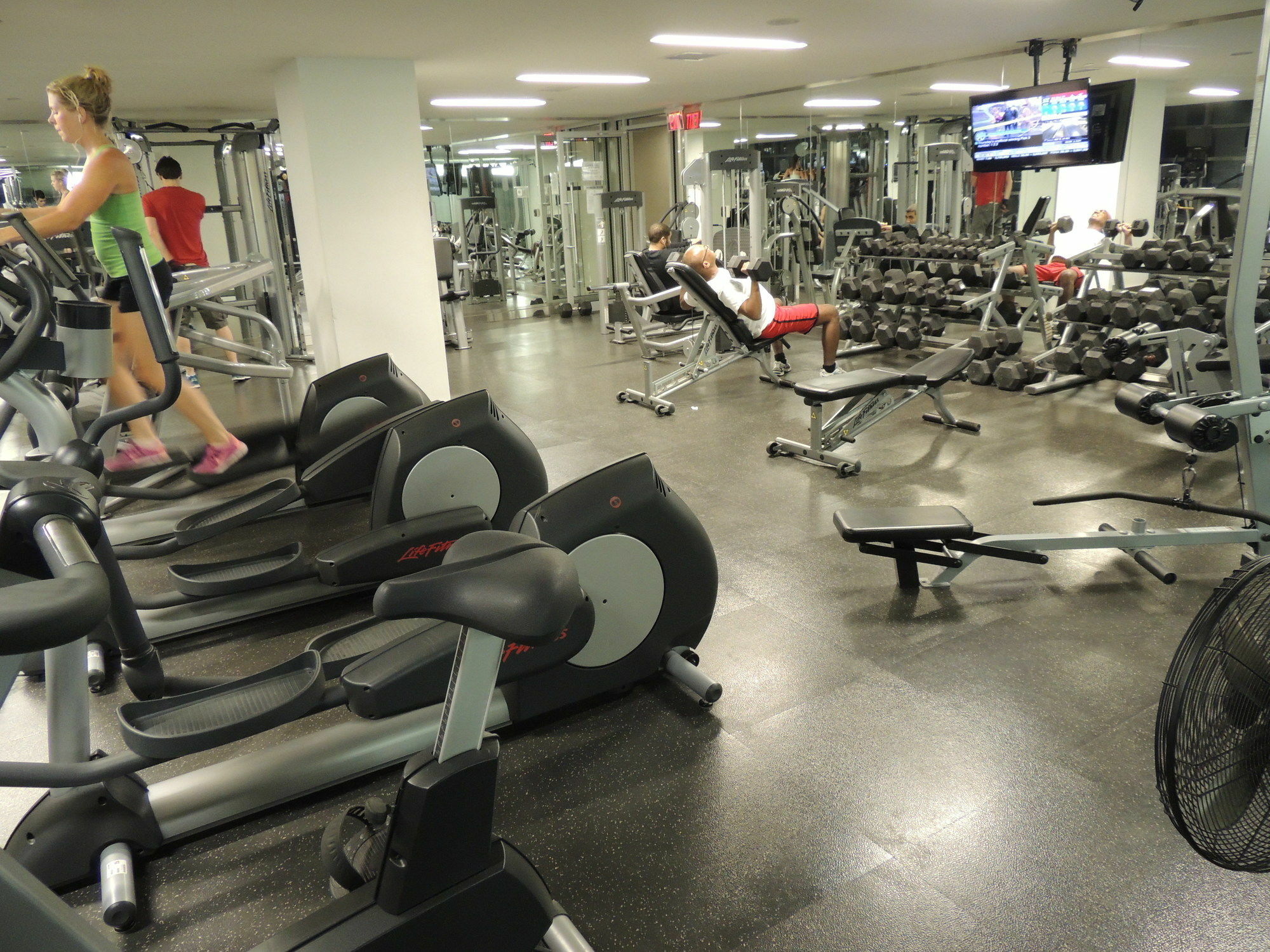 Tvhr - Luxury Condos In Heart Of Downtown Toronto Bagian luar foto